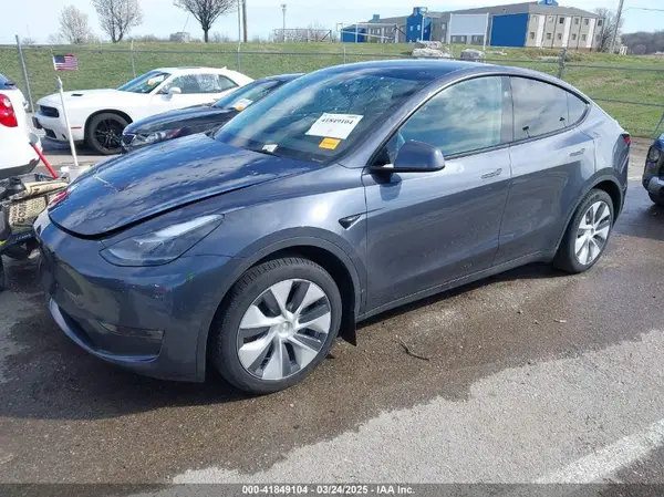 7SAYGDEE3PA204992 2023 TESLA MODEL Y - Image 2