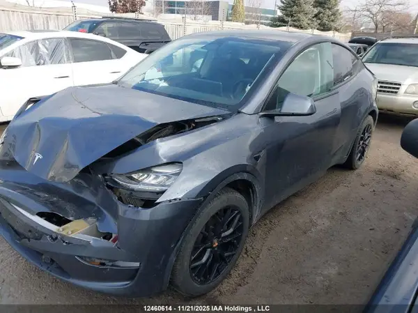 7SAYGDEE3PF582605 2023 TESLA MODEL Y - Image 2