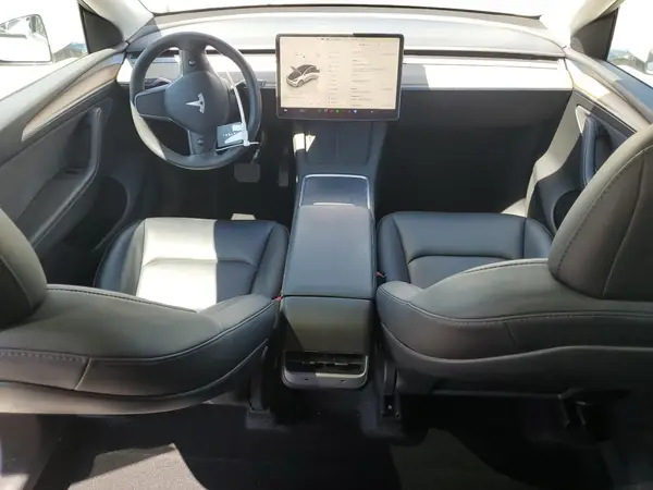 7SAYGDEE3PF587979 2023 TESLA MODEL Y - Image 8