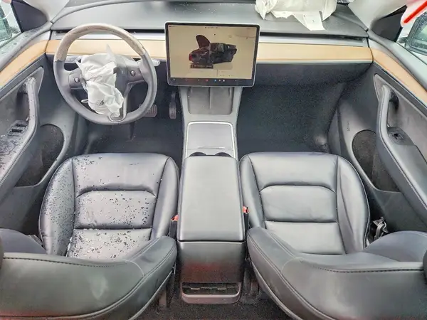 7SAYGDEE3PF589568 2023 TESLA MODEL Y - Image 8