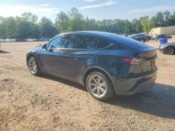7SAYGDEE3PF594270 2023 TESLA MODEL Y - Image 2