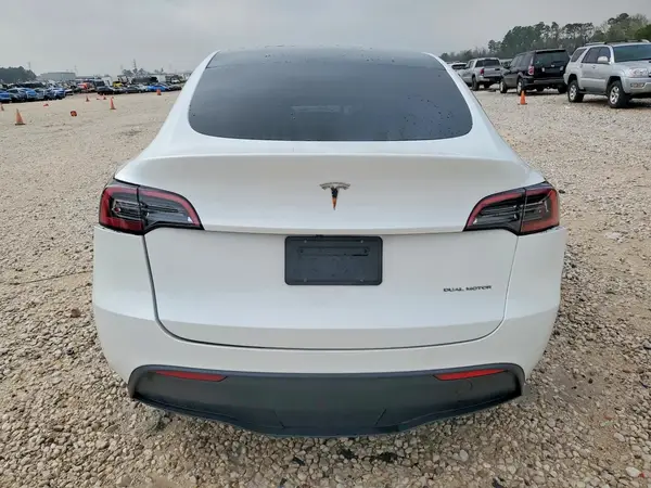 2023 TESLA MODEL Y auction photo 6