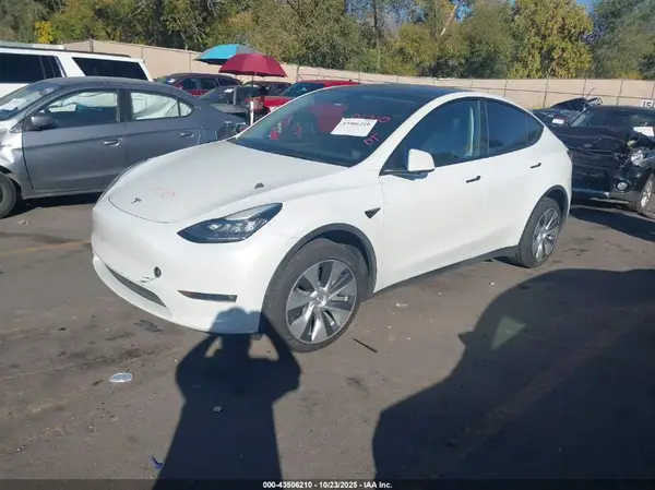 7SAYGDEE3PF603839 2023 TESLA MODEL Y - Image 2