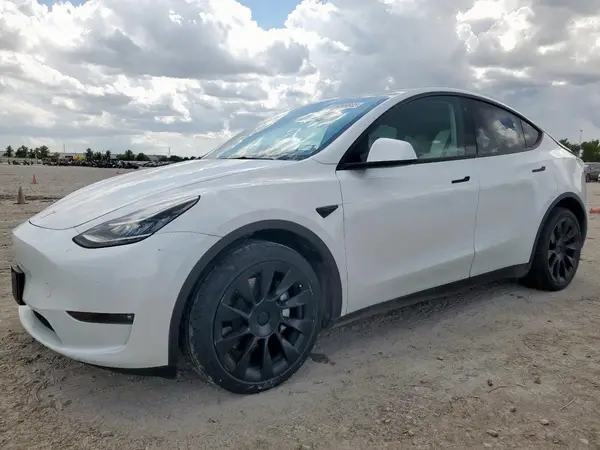 7SAYGDEE3PF610449 2023 TESLA MODEL Y - Image 1