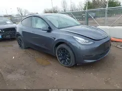 7SAYGDEE3PF617269 2023 TESLA MODEL Y