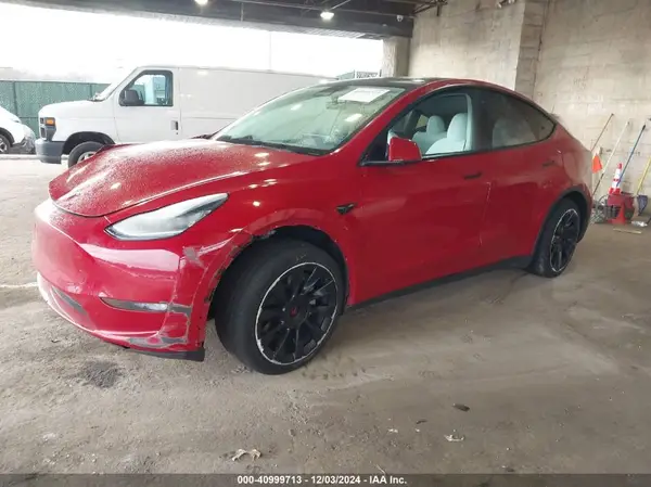 7SAYGDEE3PF618454 2023 TESLA MODEL Y - Image 2