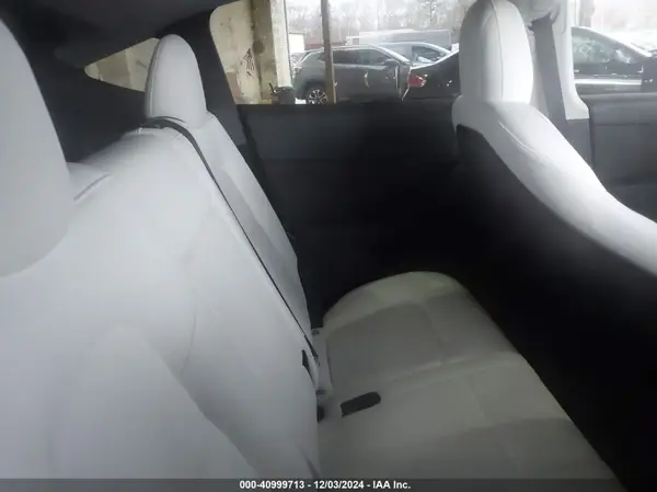 7SAYGDEE3PF618454 2023 TESLA MODEL Y - Image 8