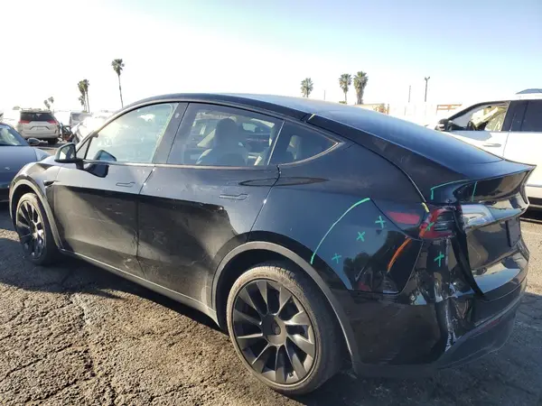 7SAYGDEE3PF629955 2023 TESLA MODEL Y - Image 2