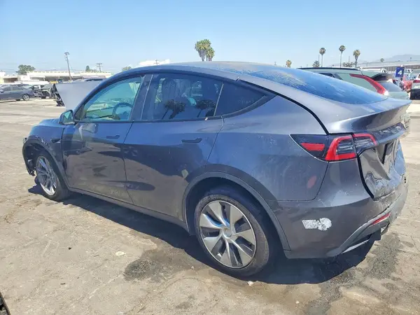7SAYGDEE3PF639689 2023 TESLA MODEL Y - Image 2