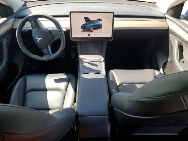 7SAYGDEE3PF647968 2023 TESLA MODEL Y - Image 8
