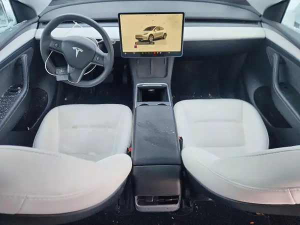 7SAYGDEE3PF673406 2023 TESLA MODEL Y - Image 8