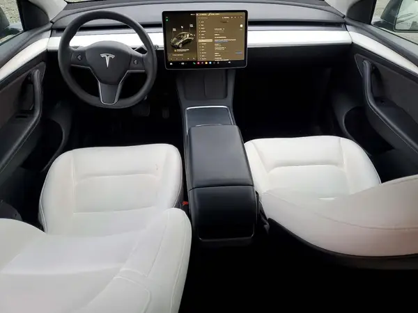 7SAYGDEE3PF683191 2023 TESLA MODEL Y - Image 8