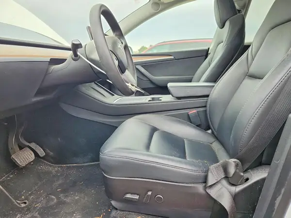 2023 TESLA MODEL Y auction photo 7