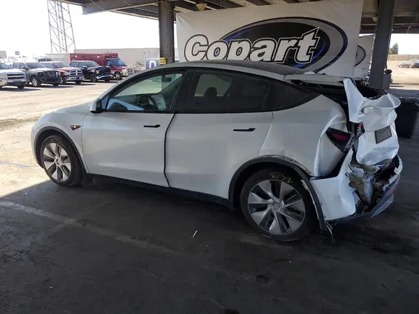 7SAYGDEE3PF699469 2023 TESLA MODEL Y - Image 2