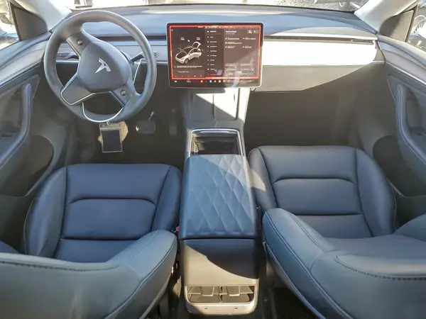 7SAYGDEE3PF700040 2023 TESLA MODEL Y - Image 8