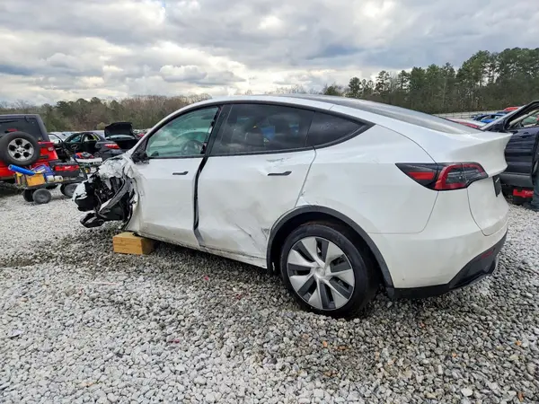 7SAYGDEE3PF702306 2023 TESLA MODEL Y - Image 2