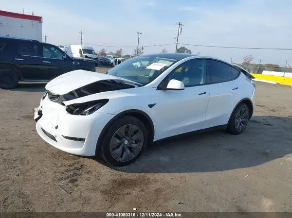 7SAYGDEE3PF746354 2023 TESLA MODEL Y - Image 2