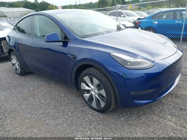 7SAYGDEE3PF768869 2023 TESLA MODEL Y - Image 1