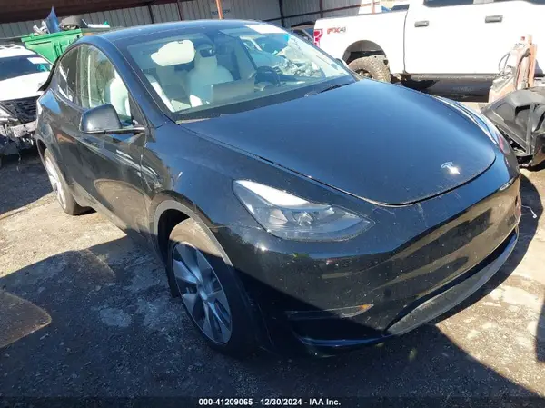 7SAYGDEE3PF773151 2023 TESLA MODEL Y - Image 1