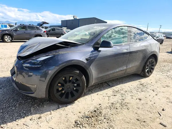 7SAYGDEE3PF780472 2023 TESLA MODEL Y - Image 1