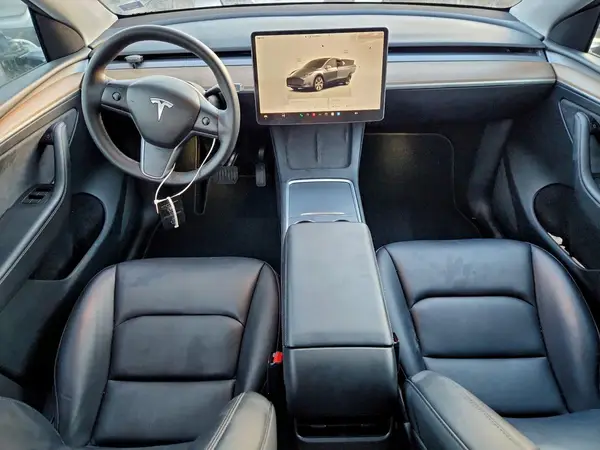 7SAYGDEE3PF781881 2023 TESLA MODEL Y - Image 8