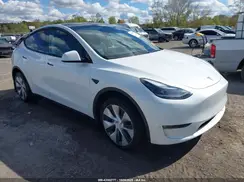 7SAYGDEE3PF785512 2023 TESLA MODEL Y