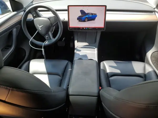 7SAYGDEE3PF796395 2023 TESLA MODEL Y - Image 8