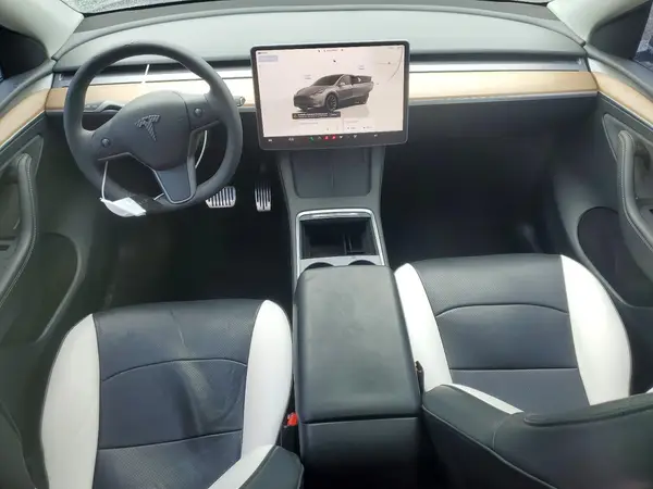 7SAYGDEE3PF797692 2023 TESLA MODEL Y - Image 8