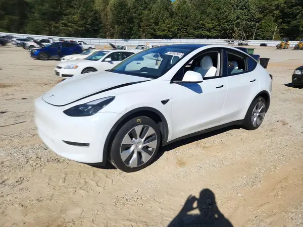 7SAYGDEE3PF798910 2023 TESLA MODEL Y - Image 1