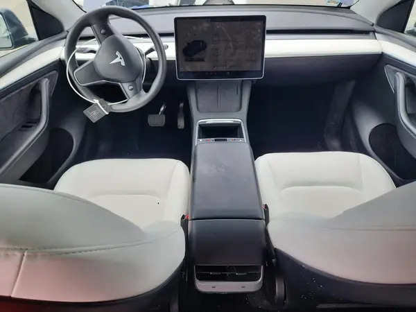 7SAYGDEE3PF801143 2023 TESLA MODEL Y - Image 8