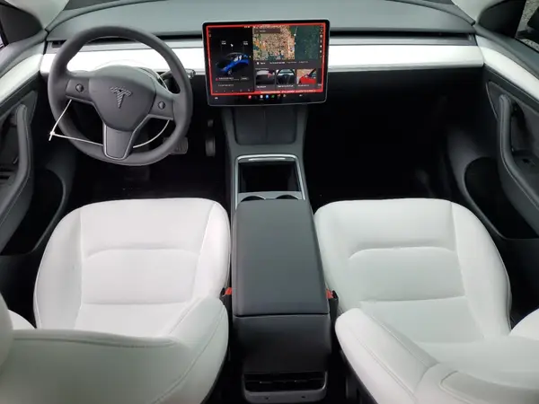 7SAYGDEE3PF811896 2023 TESLA MODEL Y - Image 8