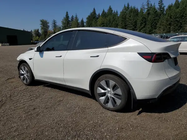 7SAYGDEE3PF811994 2023 TESLA MODEL Y - Image 2