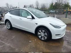 7SAYGDEE3PF817245 2023 TESLA MODEL Y