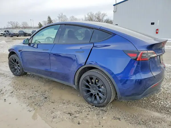 7SAYGDEE3PF828407 2023 TESLA MODEL Y - Image 2