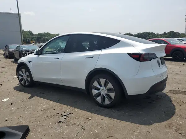 7SAYGDEE3PF828732 2023 TESLA MODEL Y - Image 2