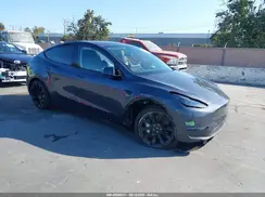 7SAYGDEE3PF831212 2023 TESLA MODEL Y