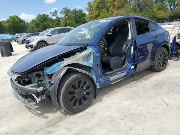 7SAYGDEE3PF832070 2023 TESLA MODEL Y - Image 1