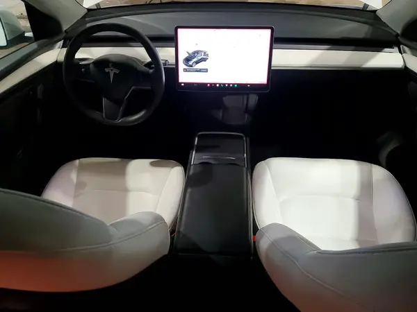 7SAYGDEE3PF836684 2023 TESLA MODEL Y - Image 8