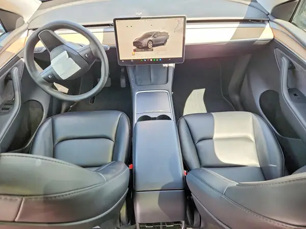 7SAYGDEE3PF838905 2023 TESLA MODEL Y - Image 8