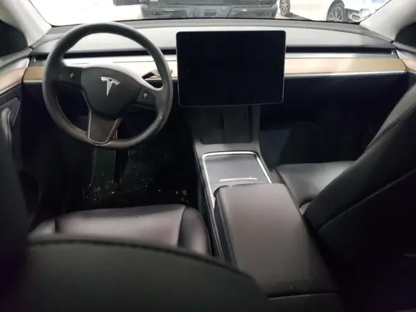 7SAYGDEE3PF840282 2023 TESLA MODEL Y - Image 8