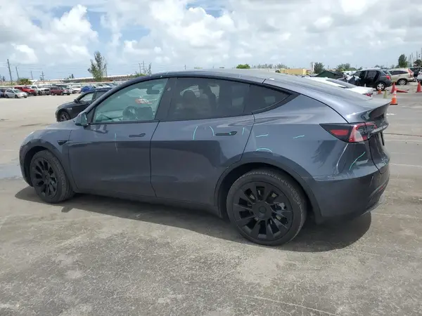7SAYGDEE3PF842887 2023 TESLA MODEL Y - Image 2