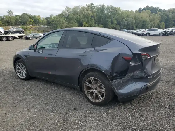 7SAYGDEE3PF848334 2023 TESLA MODEL Y - Image 2