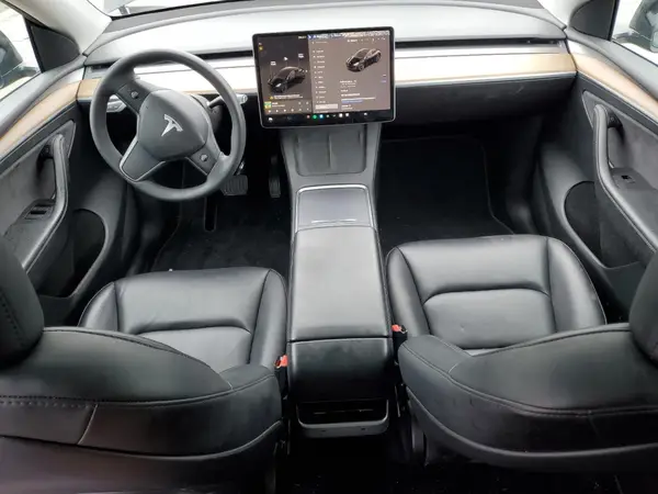 7SAYGDEE3PF860712 2023 TESLA MODEL Y - Image 8