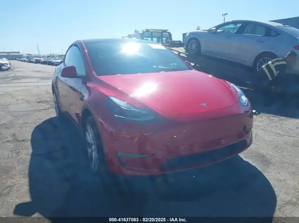 7SAYGDEE3PF865053 2023 TESLA MODEL Y - Image 1