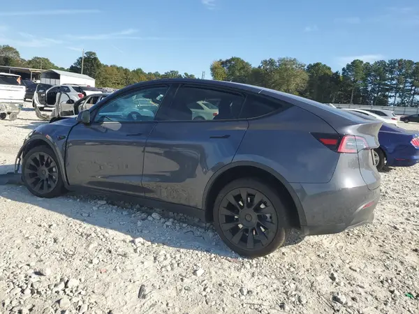 7SAYGDEE3PF870317 2023 TESLA MODEL Y - Image 2