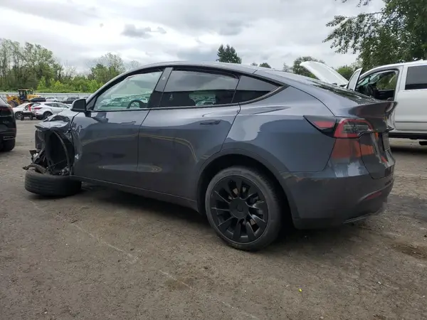 7SAYGDEE3PF870754 2023 TESLA MODEL Y - Image 2