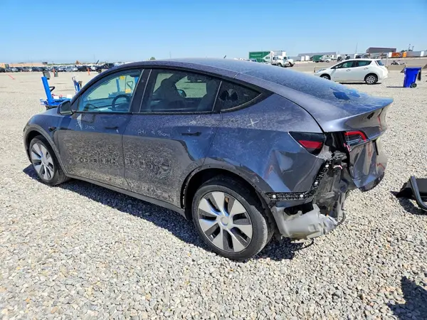 7SAYGDEE3PF873315 2023 TESLA MODEL Y - Image 2