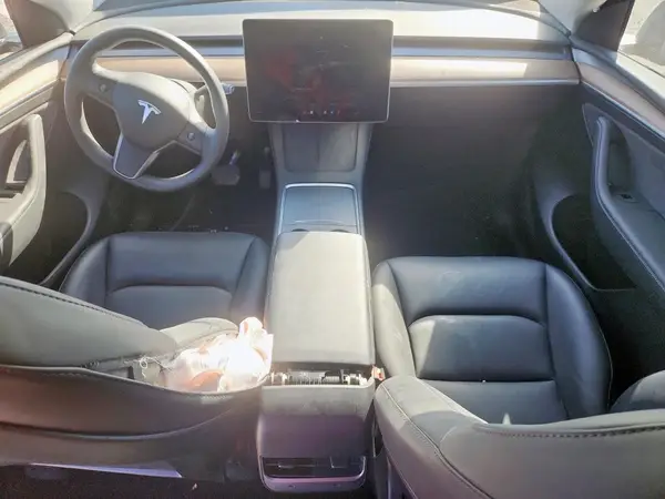 7SAYGDEE3PF876599 2023 TESLA MODEL Y - Image 8