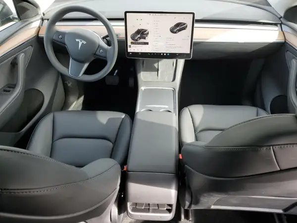 7SAYGDEE3PF880054 2023 TESLA MODEL Y - Image 8