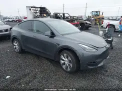 7SAYGDEE3PF881740 2023 TESLA MODEL Y